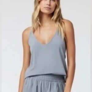 Vuori Women's Villa Tank Top in Mallorca
